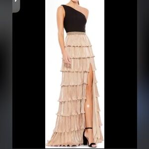 NWT Mac Duggal one shoulder ruffled tiered dress size 4